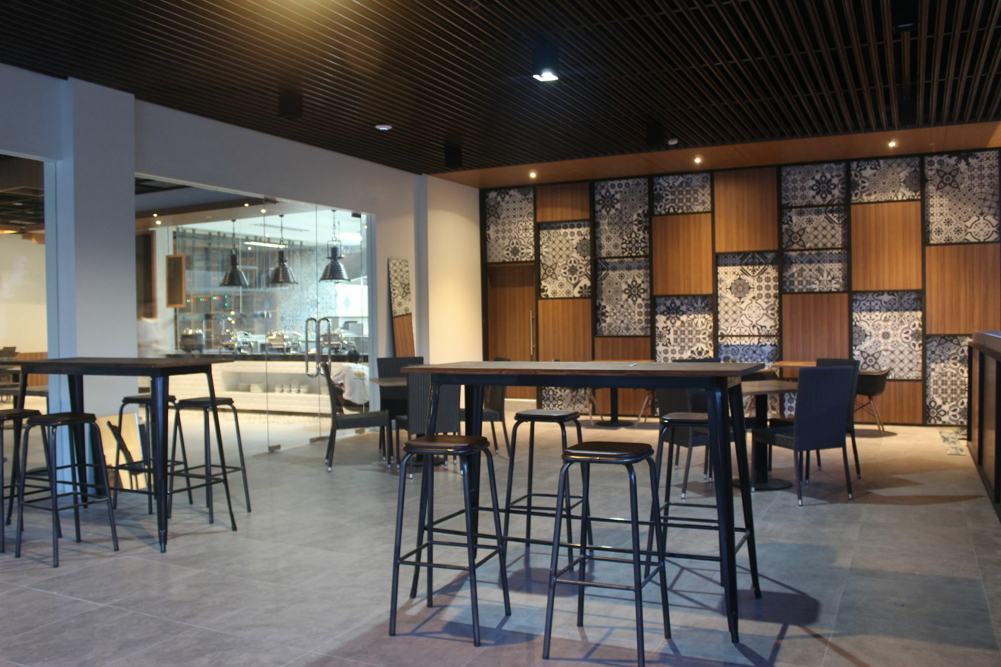 Opi英达酒店 巨港 外观 照片